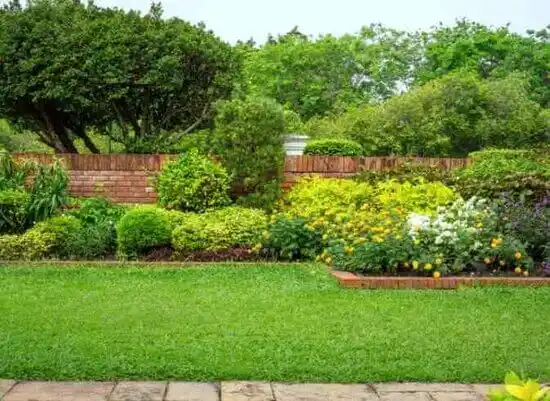 landscaping services Walled Lake